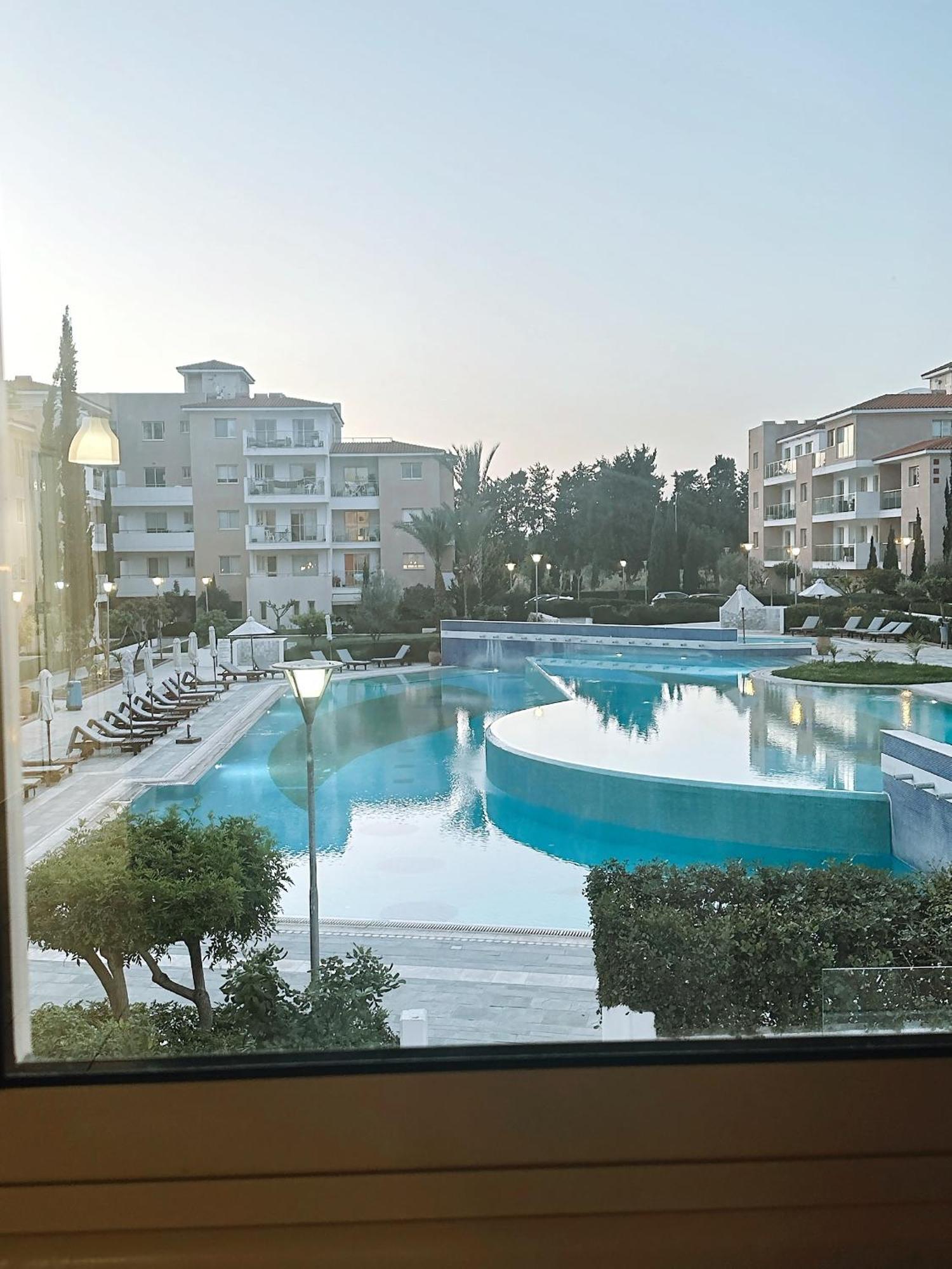 Apartmán Elysia Park Ameliya 202 Paphos Exteriér fotografie